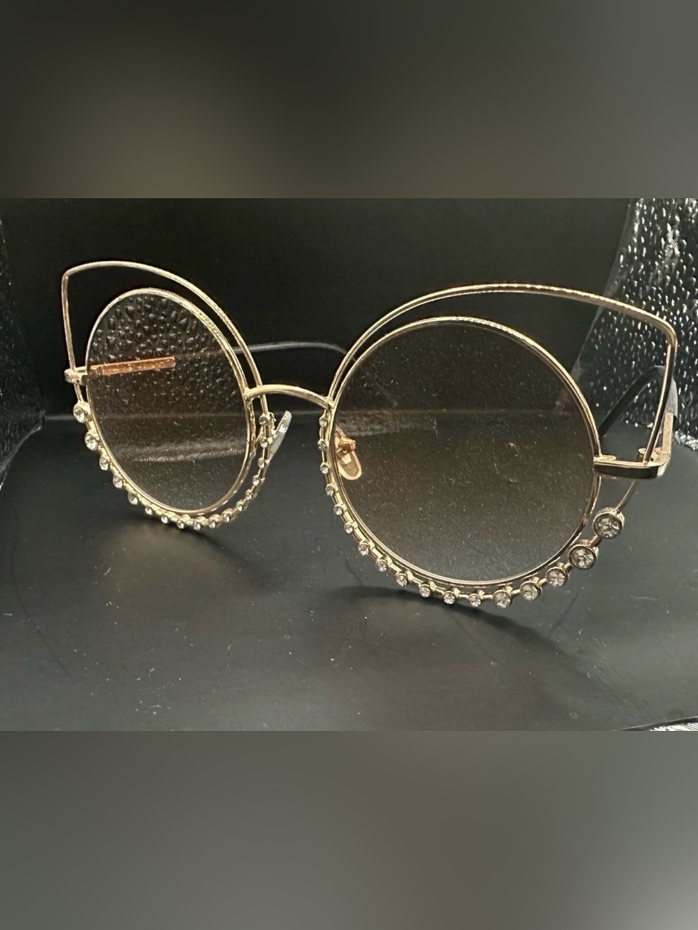 NWOT Gold Round Rhinestone Trim Sunglasses - Women Accessories
